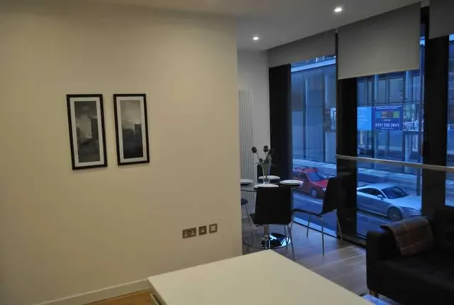 Simpson Loan, Edinburgh, EH3, photo 2
