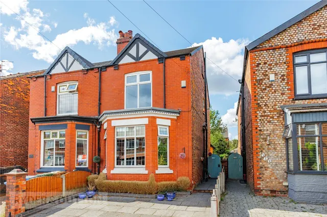 Sandy Lane, Littlemoss, M43, photo 1