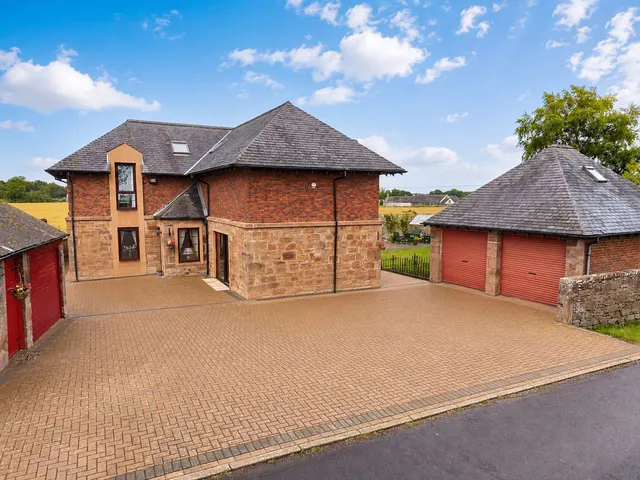 Photo 3 — Catherine Bank, Denfield, Arbroath, Angus, DD11 2QJ