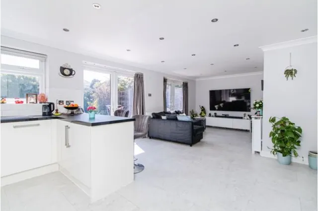 Photo 3 — Northall Road, Bexleyheath