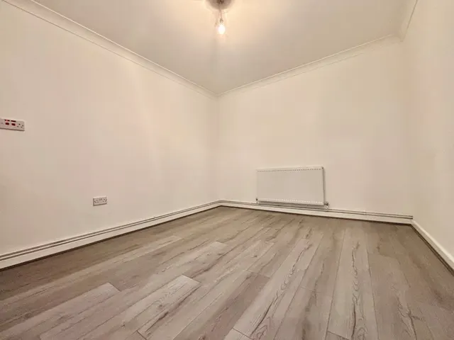 Napier Road, Gillingham, ME7, photo 2