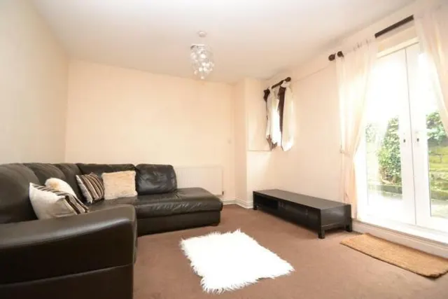 Potternewton Lane, Chapel Allerton, LS7, photo 2