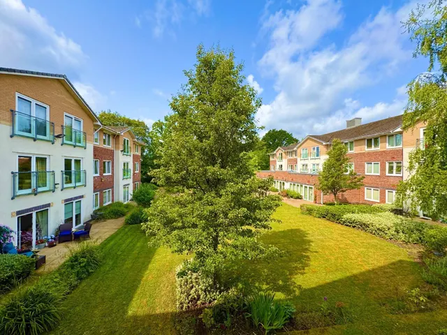 Heyes Avenue, St Helens, photo 1