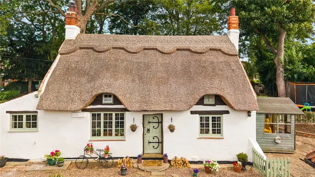 Peppercorn Walk, Holton le Clay, photo 1