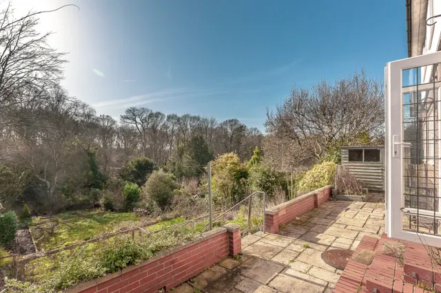 Photo 2 — Culverden Park, Tunbridge Wells, Kent, TN4 9QT