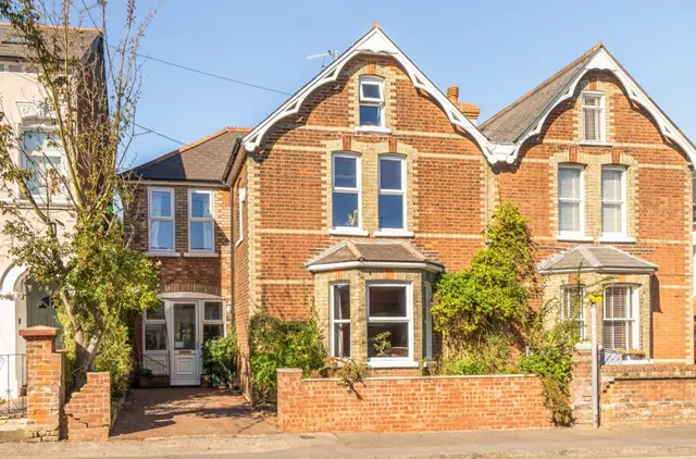 Soper Grove, Basingstoke, RG21, photo 1