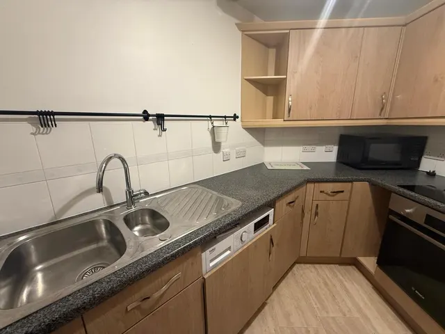 Orton Grove, Enfield, EN1, photo 3