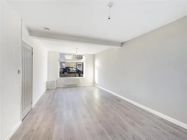 High Street, Rhondda Cynon Taf, CF45, photo 1