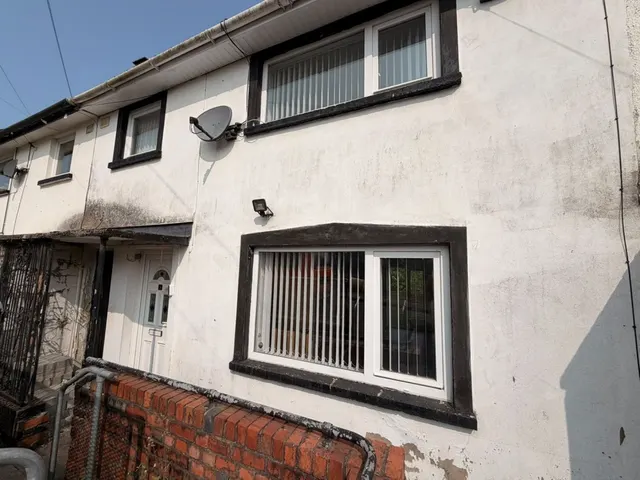 Heol Bryn Selu, Swansea Road, photo 1
