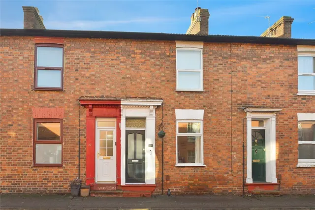 Buckingham Street, Wolverton, Milton Keynes, Buckinghamshire, MK12, photo 1