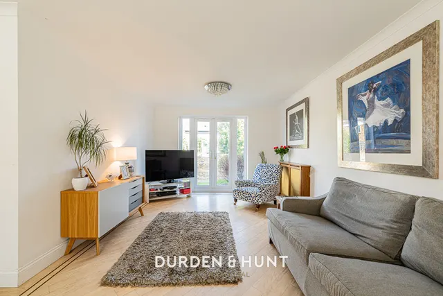 North End, Buckhurst Hill, IG9, photo 3