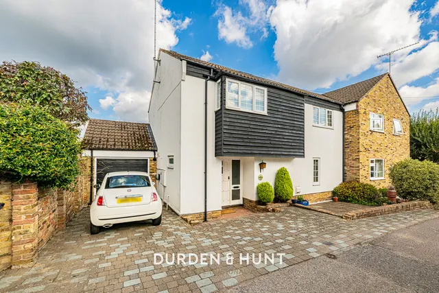 4 bedroom house, North End, Buckhurst Hill, IG9