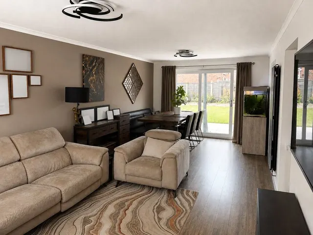 Photo 2 — Manston Drive, Perton Wolverhampton, Staffordshire, WV6