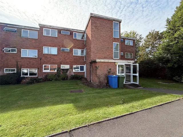 Yardley Road, Acocks Green, B27, photo 1