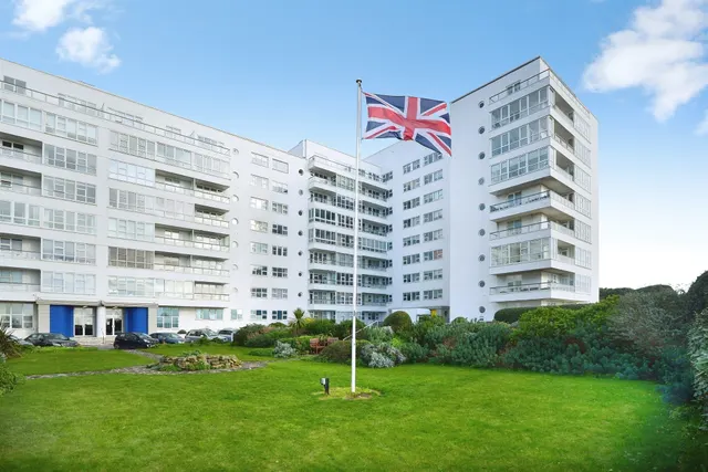 Marine Gate, Brighton, photo 1