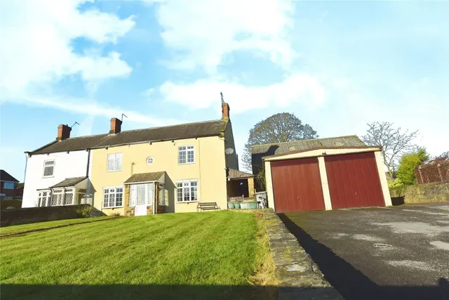 Wentworth Road, Thorpe Hesley, Rotherham, South Yorkshire, S61, photo 1