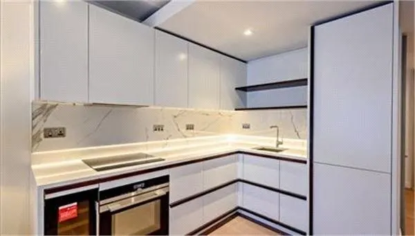 Edgware Road, Hyde Park, W2, photo 3