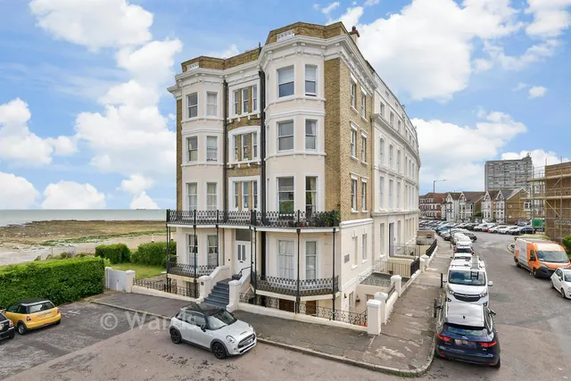Royal Crescent, Margate, CT9, photo 1
