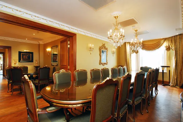 Photo 3 — 10 Cumberland House, Kensington Road, London