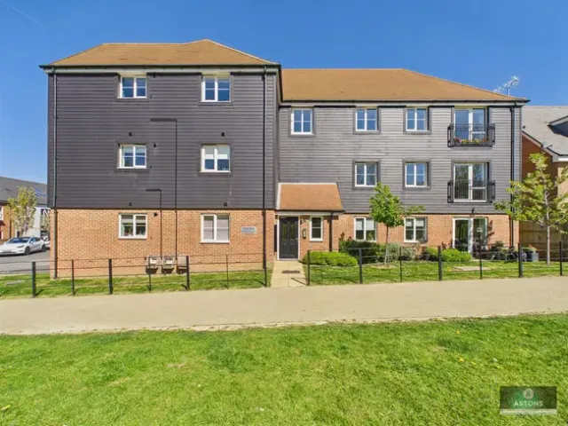 Clay Vale, Faygate, Horsham