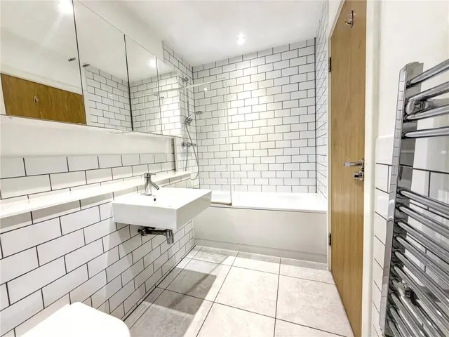 Durnsford Road, Wimbledon, photo 2
