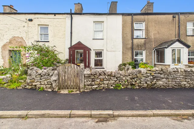 North Road, Holme, LA6, photo 1