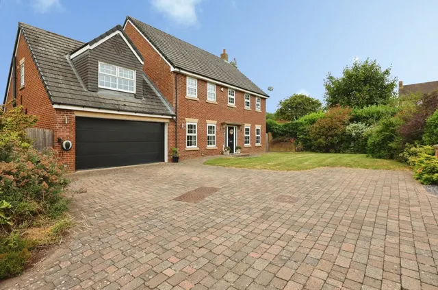 The Burn, Willington, DL15, photo 1