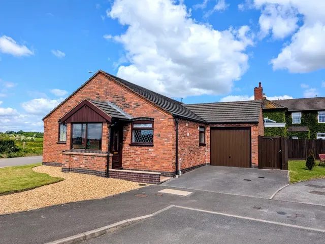 Homestead Court, Stafford, Staffordshire, ST16, photo 1