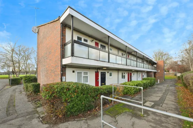 Neal Court, Waltham Abbey, EN9, photo 3