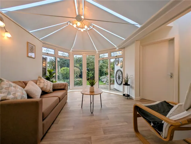 Trimpley Drive, Kidderminster, photo 2