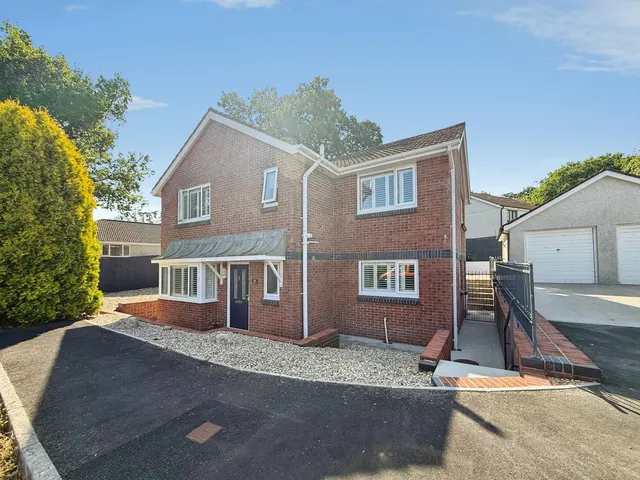 Ffordd Alltwen, Gowerton, SA4, photo 1