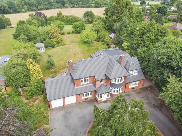 Red Lane, Burton Green, CV8, photo 3