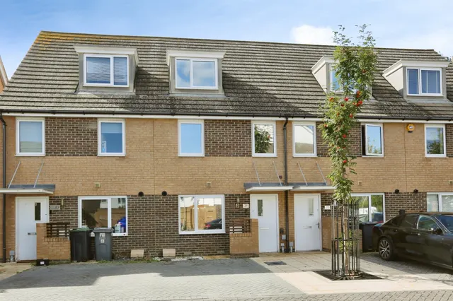 Solebay Way, Gosport, photo 1