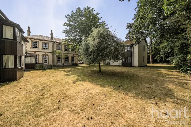 Westerleigh Road, Bristol, BS16, photo 1