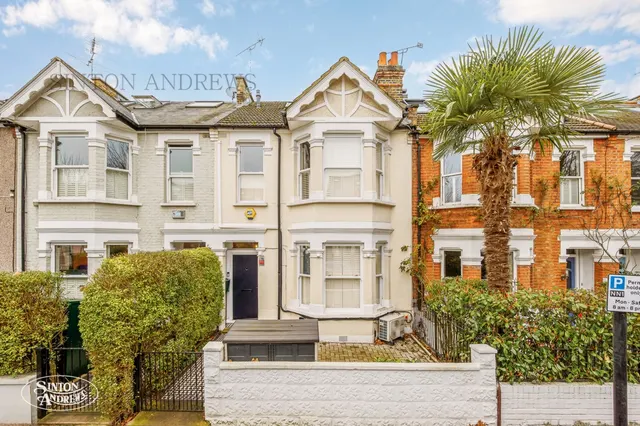 Drayton Gardens, Ealing, photo 1