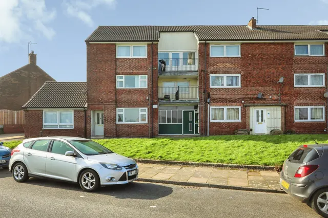 Treefield Close, Wingfield, Rotherham, photo 1