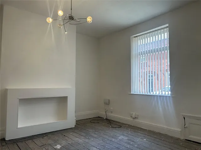 Argus Street, Oldham, OL8, photo 2