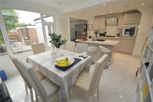 Caddington, Luton, photo 3