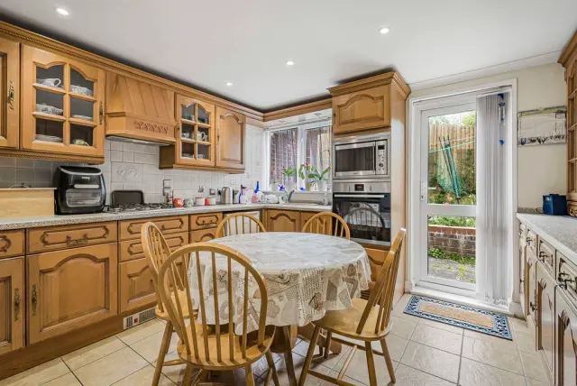 Photo 3 — Arncliffe Drive, Heelands, Milton Keynes, Buckinghamshire, MK13 7LH
