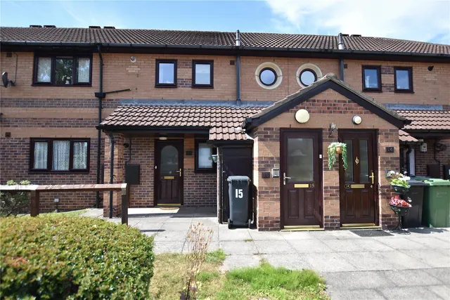 Farm Court, Leeds, LS15, photo 1