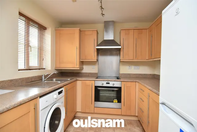 Photo 3 — Rea Road, Northfield, Birmingham, West Midlands, B31 2PW