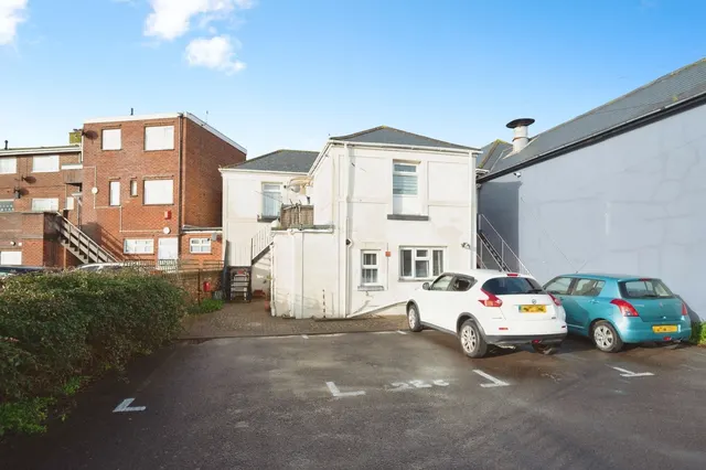 Rails Lane, Hayling Island, PO11, photo 1