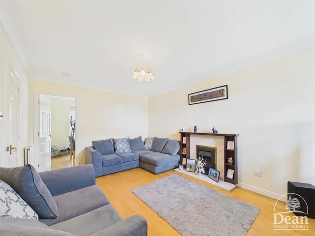 Photo 3 — Juno Drive, Lydney