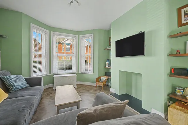 Cyril Road, Bournemouth, BH8, photo 2