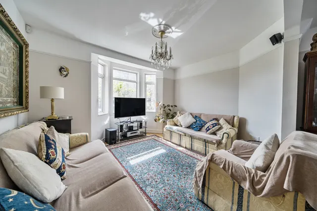 Photo 2 — Cancell Road, SW9