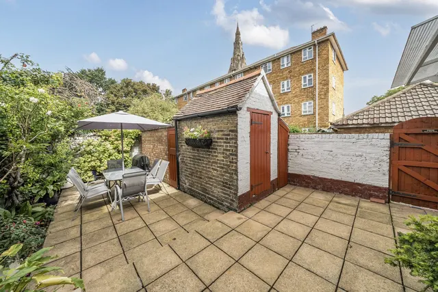 Photo 3 — Cancell Road, SW9