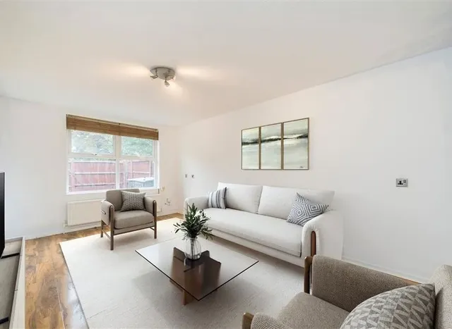 Hope Close, Grove Park, SE12, photo 1