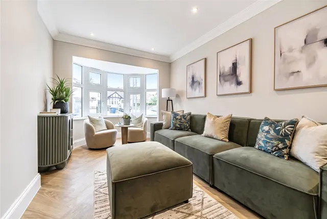Beresford Avenue, London, N20, photo 3