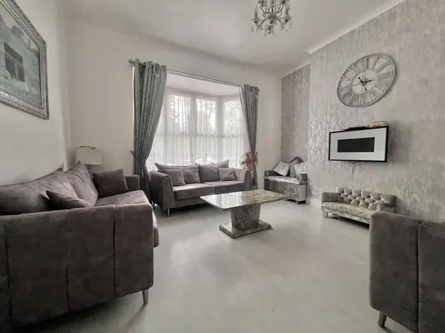 Broughton Road, Handsworth, B20, photo 1