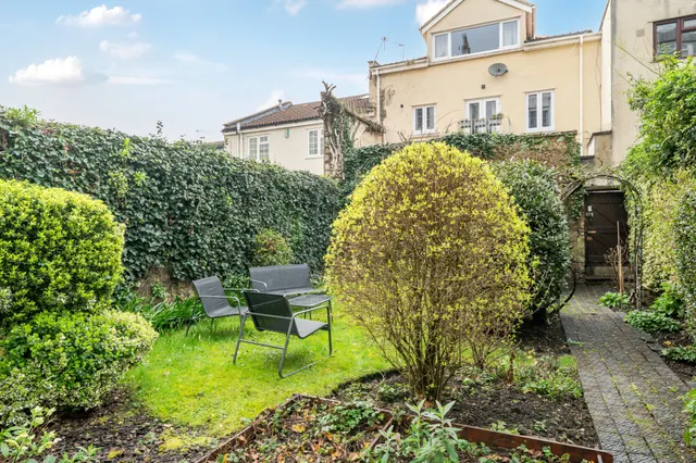 Royal York Crescent, Bristol, BS8, photo 1